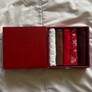 NWB SKIMS 5pc cheeky brief